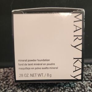 Mary Kay Mineral Powder Foundation - Cream